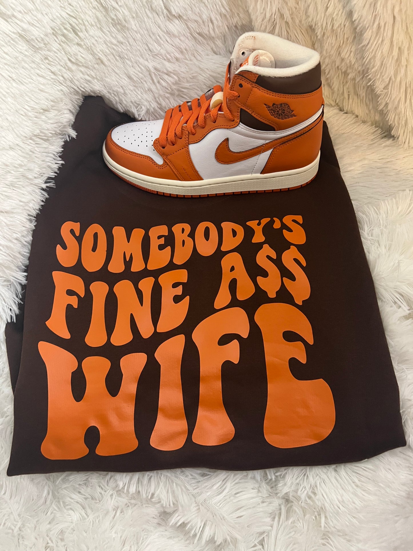 Wife crew neck